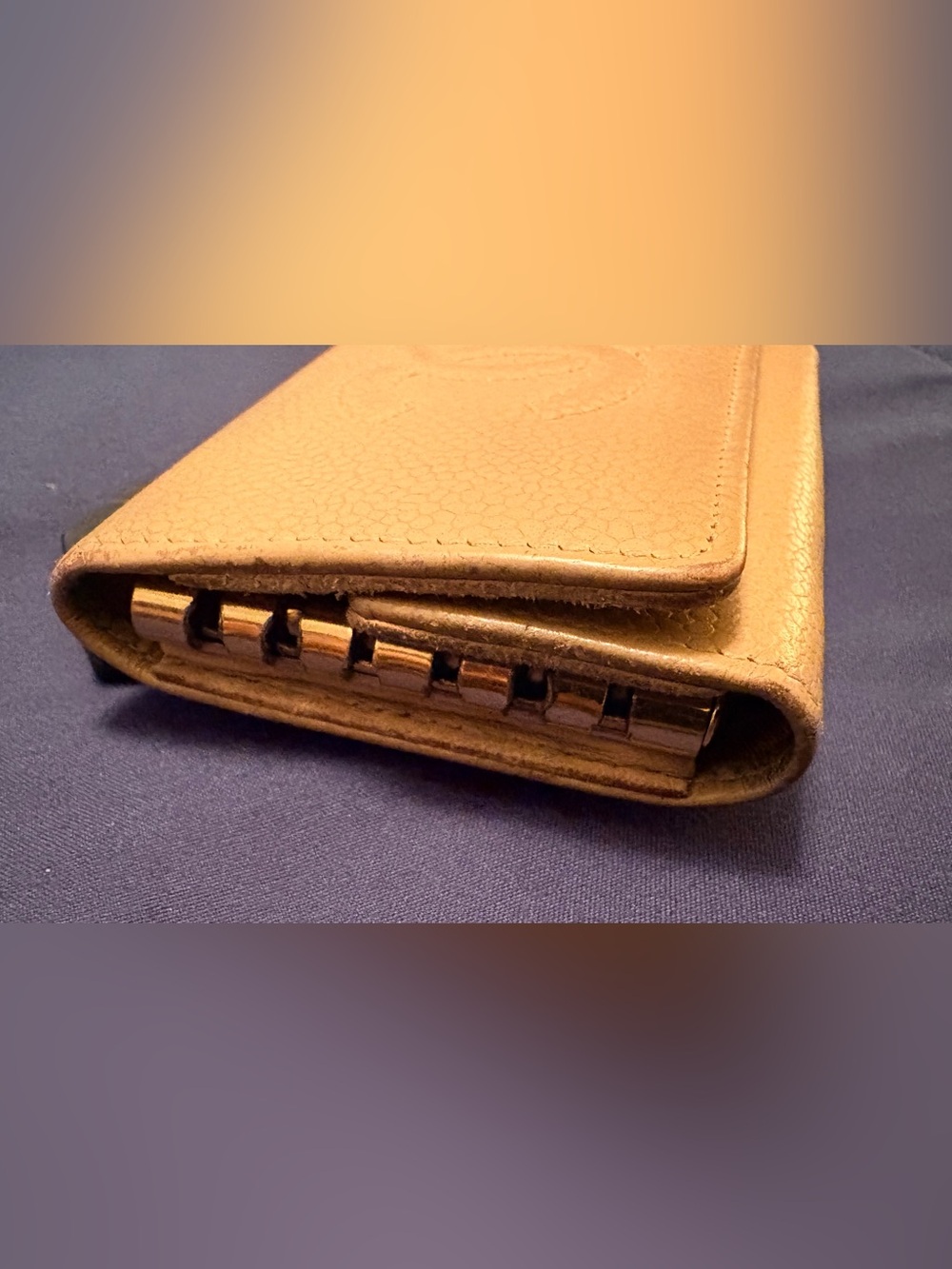 Vintage CHANEL Timeless CC Beige Caviar Leather 6 Key Case Card 8 Series - Picture 14 of 16